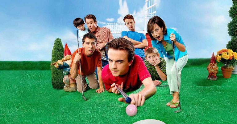 A Malcolm in the Middle revival with Frankie Muniz, Bryan Cranston, and Jane Kaczmarek is heading to Disney+