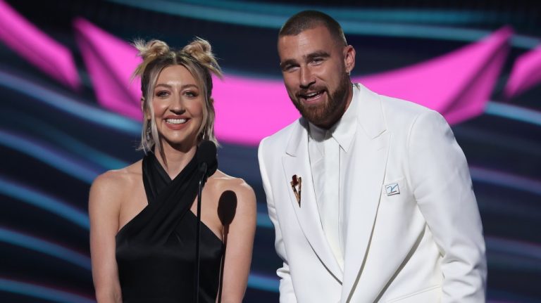 Heidi Gardner Campaigned For Travis Kelce To Host ‘SNL’