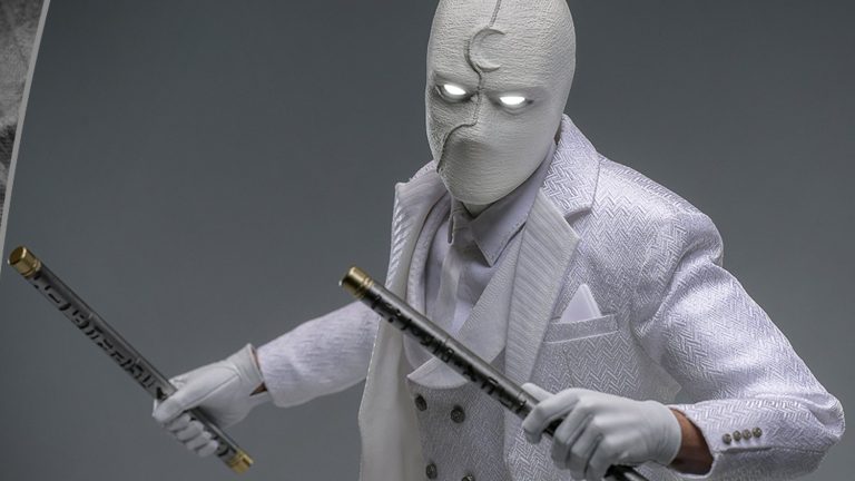 Hot Toys Reveals MOON KNIGHT Mr. Knight 1/6th Scale Figure — GeekTyrant