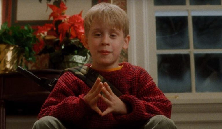 Macaulay Culkin Says He Almost Bought the HOME ALONE House “Just for Giggles” and He Had a Great Plan for It — GeekTyrant