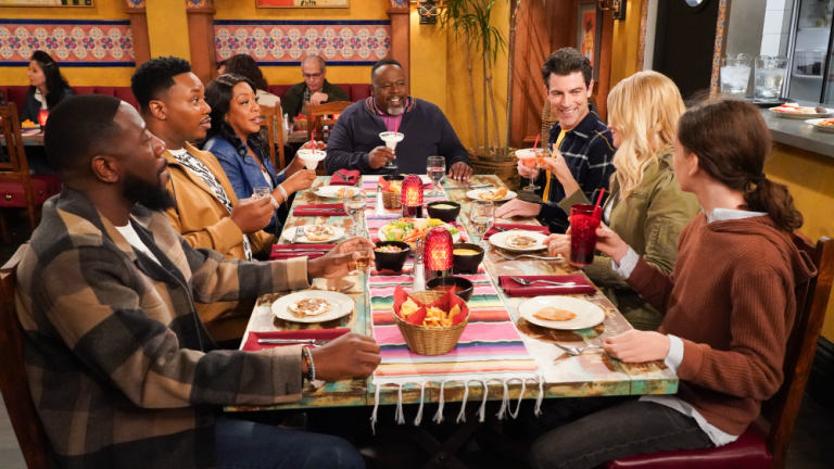 Max Greenfield Breaks Down ‘The Neighborhood’ and Show’s Consistency