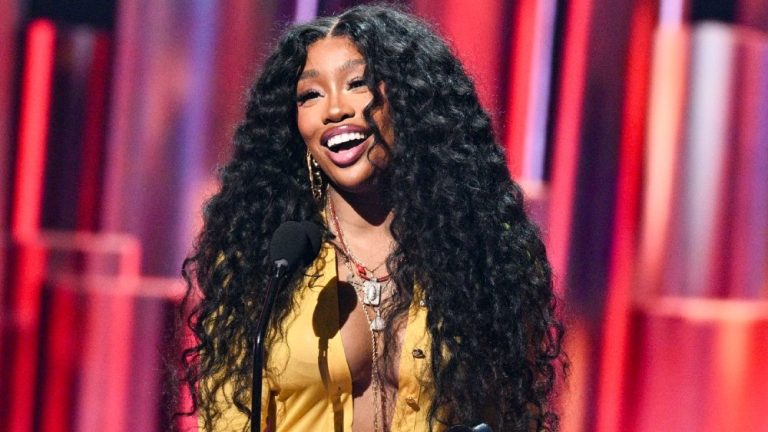 SZA’s ‘SOS’ Returns to No. 1 on Albums Chart After Two Years