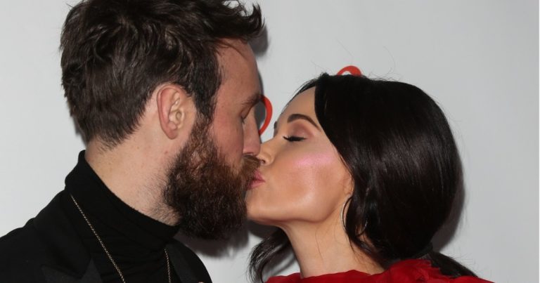 Who Is Kacey Musgraves’ Ex-Husband? Ruston Kelly’s Job & Relationship History