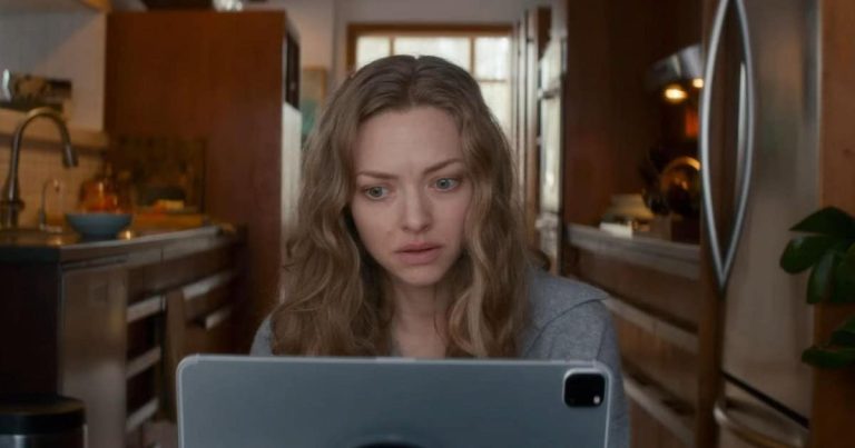 Amanda Seyfried and Atom Egoyan reunite