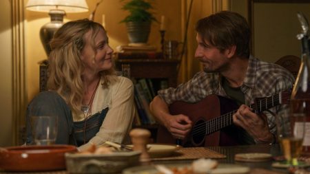 Carey Mulligan Shines In A Musical Romcom