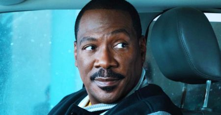 Eddie Murphy to star in action comedy Blue Falcon