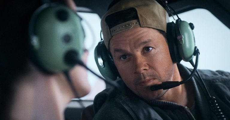 Flight Risk Reviews Lead to Abysmal Rotten Tomatoes & Metacritic Scores