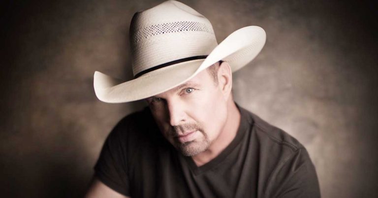 Garth Brooks Faces 0M Divorce Bombshell Amid Explosive Harassment Scandal & Secret Recordings!