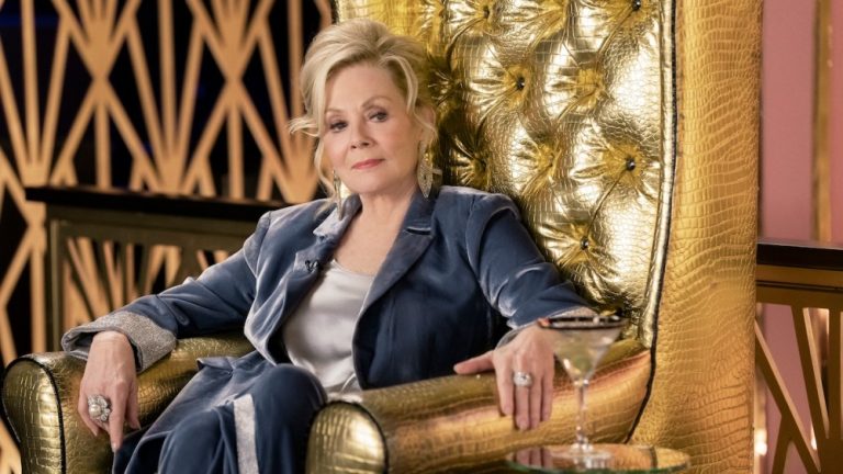 Jean Smart Urges Networks Not to Air Hollywood Award Shows Amid L.A. Fires