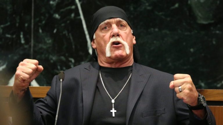 Hulk Hogan Booed Heavily During ‘Monday Night Raw’ Netflix Debut