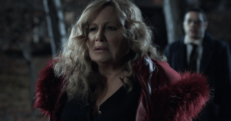 Jennifer Coolidge & Bill Murray Star in Dark Comedy Movie