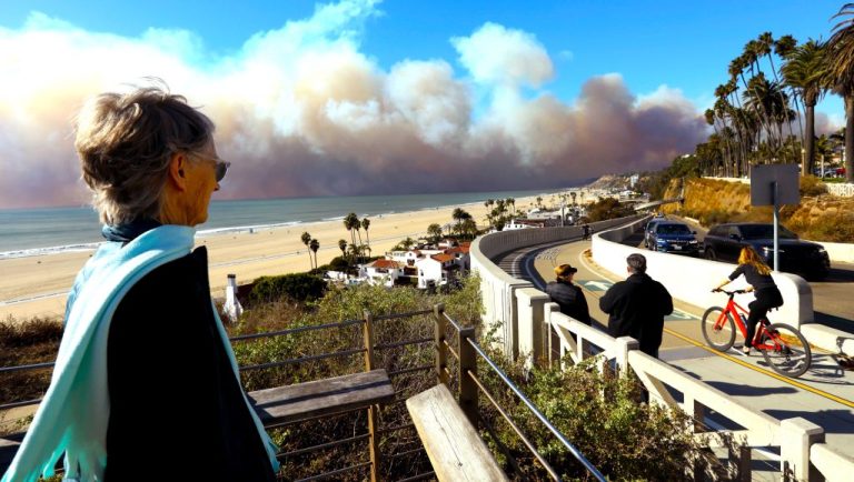 Mark Hamill, Mandy Moore Evacuate As Flames Engulf LA