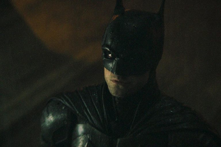 Matt Reeves Won’t Rule out DC Universe Switch for His Batman