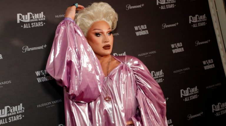 ‘RuPaul’s Drag Race UK’ Season 1 Winner The Vivienne Dies At Age 32