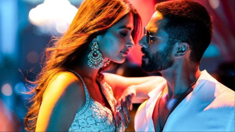 CBFC Cuts Lip Lock By 6 Seconds, Replaces Foul Language In Shahid Kapoor Starrer, Grants UA Certificate – Check Runtime