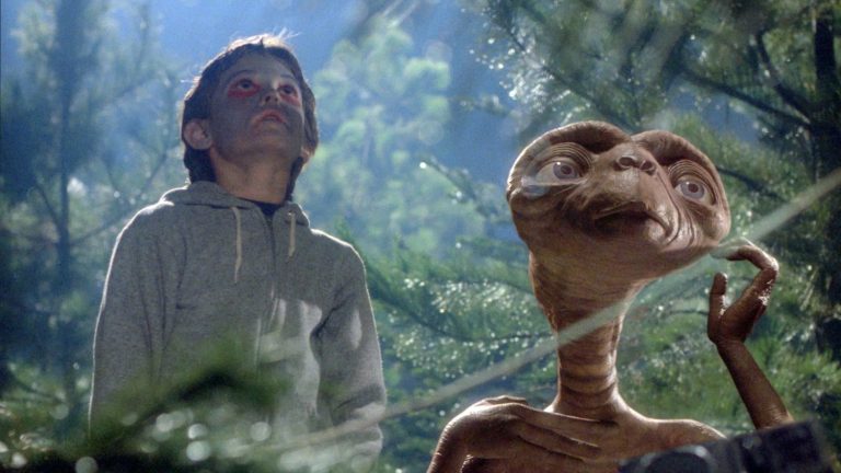 Steven Spielberg Recalls His Battle to Stop E.T. From Getting a Sequel — GeekTyrant