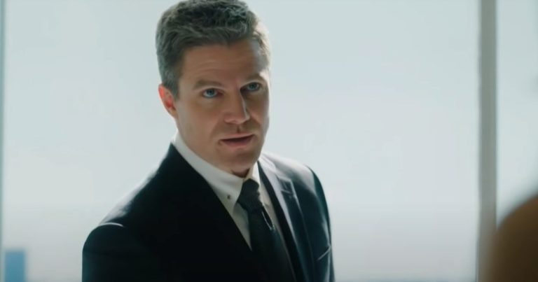 Suits LA Promo Highlights Stephen Amell, Teases Harvey Specter’s Return