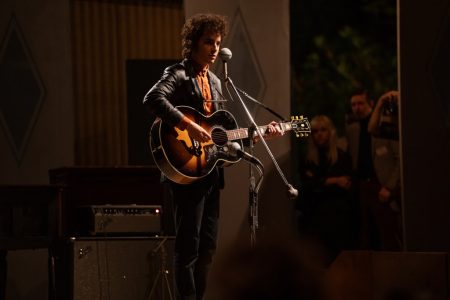 Timothée Chalamet To Perform As Bob Dylan On ‘SNL’