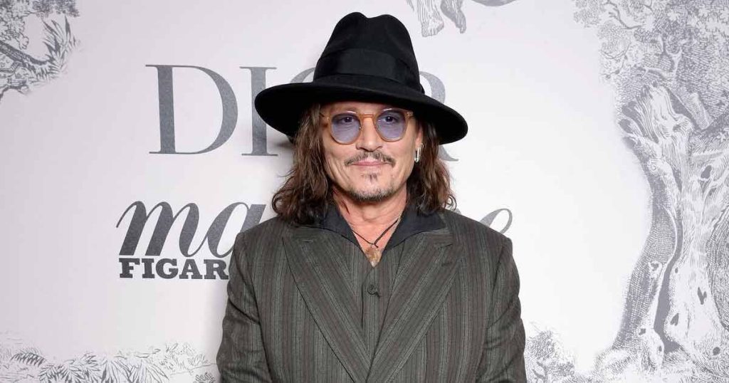 Why Johnny Depp’s Earpiece Secret Since The ’90s Is the Key To His Genius Performances