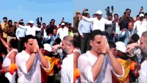 Akshay Kumar Takes Holy Dip At Maha Kumbh 2025 In Prayagraj, Thanks CM Yogi Adityanath, Cops & Workers (Watch Video)