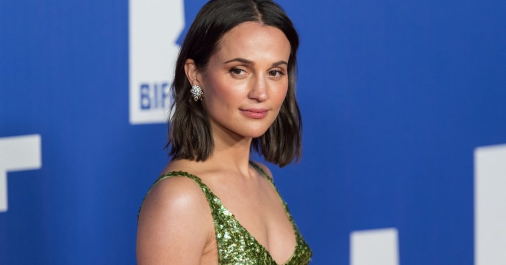 Alicia Vikander Joins Remain Cast for M. Night Shyamalan’s Next Movie