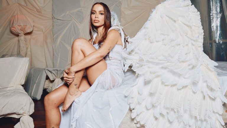 Anitta Channels Both ‘Romeo’ and Juliet for New Single and Video