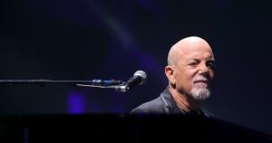 Billy Joel Falls on Stage During Concert, Sparks Concerns