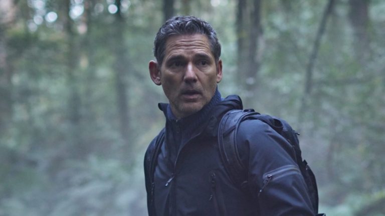 Eric Bana Joins Charlize Theron in the Netflix Survival Thriller APEX — GeekTyrant