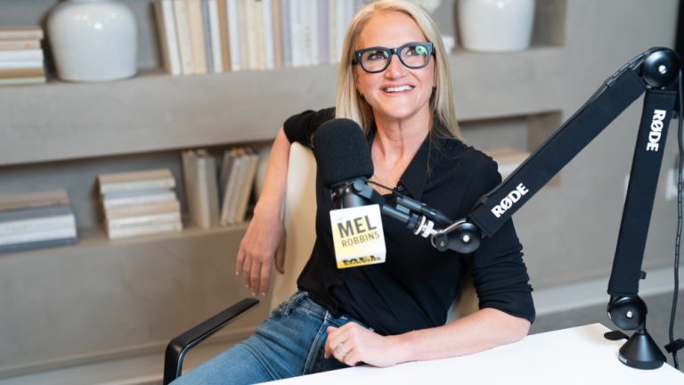 Mel Robbins Extends Tour as Podcast Hits 200 Million Downloads