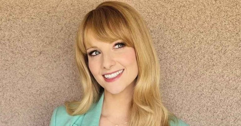 Melissa Rauch’s Mom Was Left Mortified Over Her First Day On The Big Bang Theory Set Because Of This Hilarious Mishap