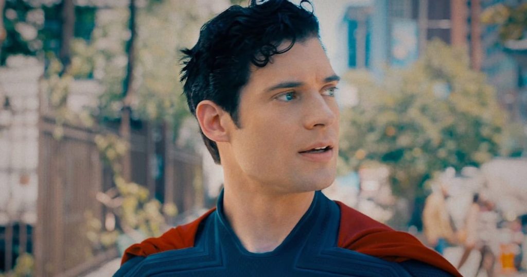 New promo shows off details of Superman suit