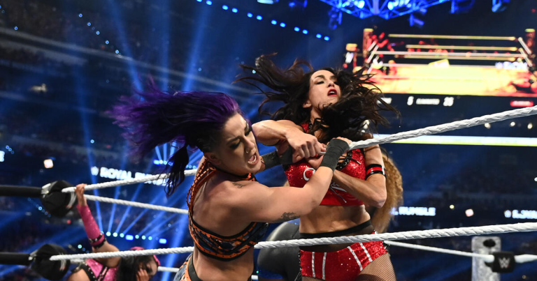 Nikki Bella Praises Bayley, Calls Her ‘Great Lockeroom Leader’