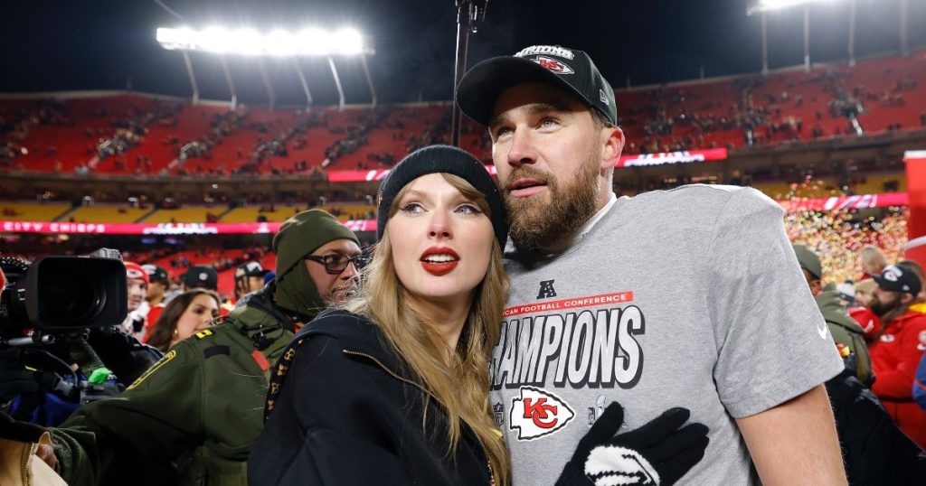 Travis Kelce Reveals How Taylor Swift Supported Him After Super Bowl Loss