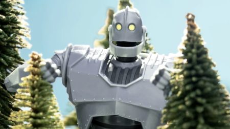 Cool New IRON GIANT Action Figures Coming From Super7 — GeekTyrant