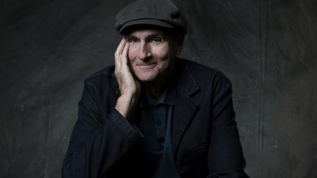 James Taylor Developing Stage Musical ‘Fire and Rain’ With Tracy Letts