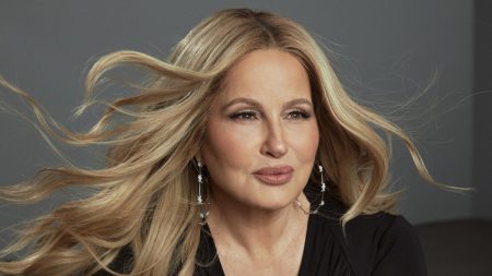 Jennifer Coolidge Opens Up About Career Renaissance and Dating at 63