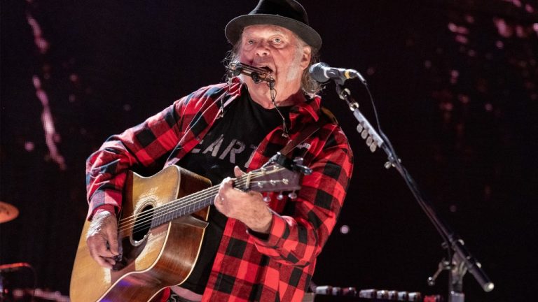 Neil Young Cancels Ukraine Concert Over Security Concerns