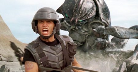 New Starship Troopers Movie From District 9 & Chappie Director Neill Blomkamp in the Works