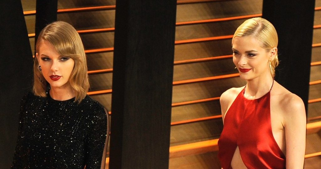 Taylor Swift & Jaime King Friendship Explained